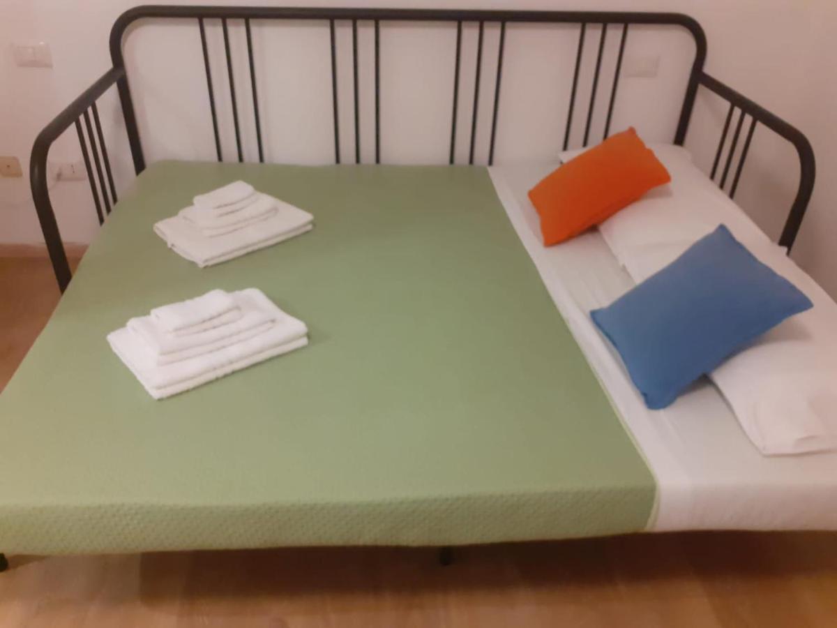 Hotel New Little House Neapol Zewnętrze zdjęcie